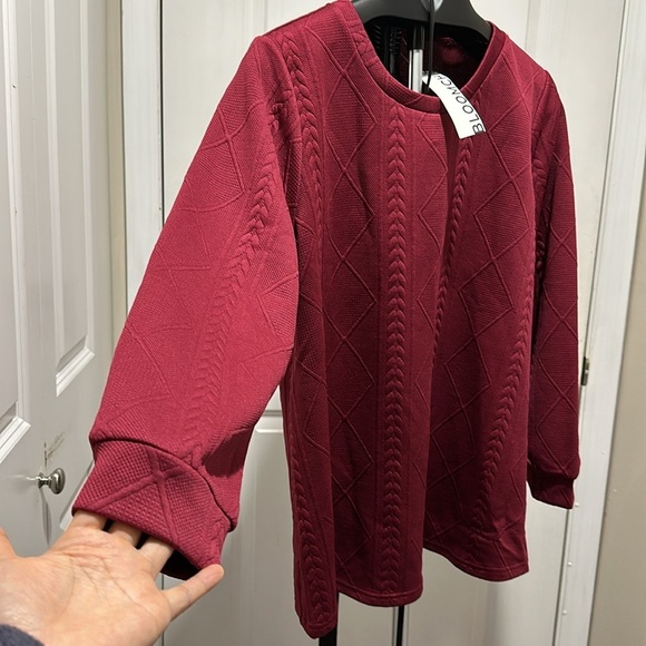 BloomChic Size L Textured Round Neck Stretchy Sweatshirt us size 12 - Picture 5 of 6